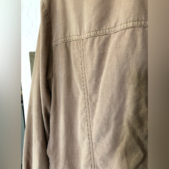 Vintage Tan Corduroy Long sleeve Jumpsuit, Cargo style & ruffle hem•••Jeanology - Picture 7 of 15